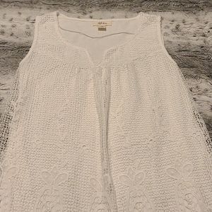 Women's Top Size M